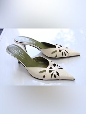 Donald J. Pliner Couture Roan mules